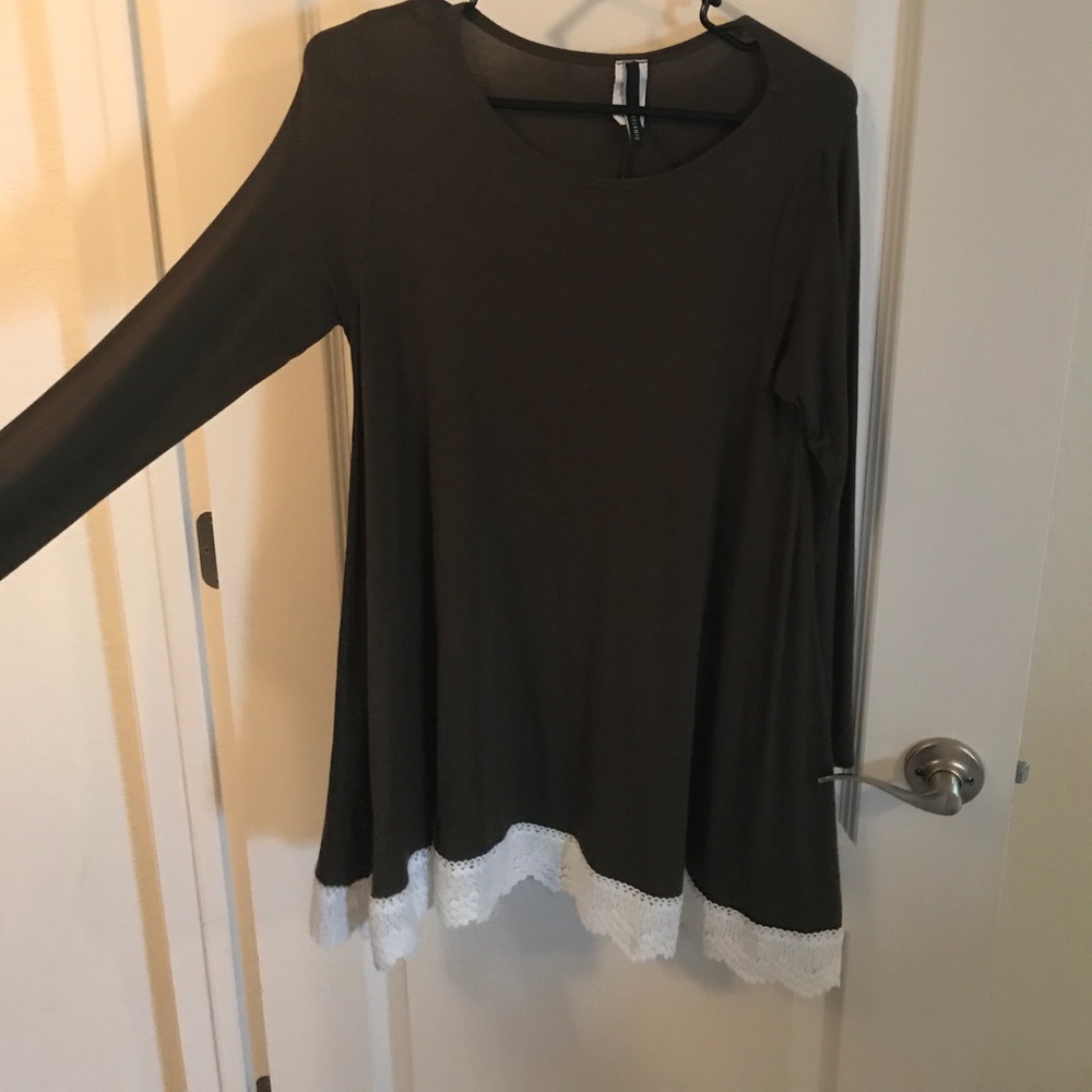 Very cute hunter green dress