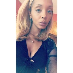 Meet your Posher, Celia