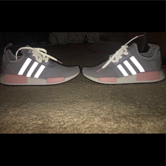 Le Adidas Grigio - Rosa Poshmark Nmd Le Adidas Grigio - Rosa Poshmark Nmd