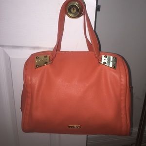 ⭐️ CLEARANCE ⭐️ Vince Camuto Coral Leather Handbag Tote