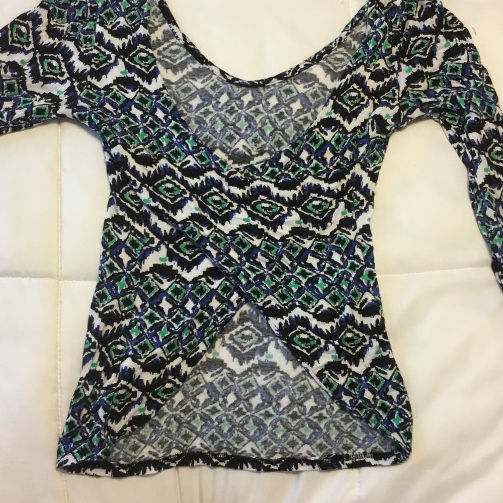 Open back long sleeve - Picture 2 of 2