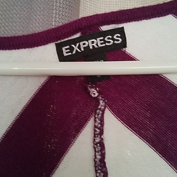 Top - Picture 2 of 4