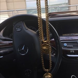 2 Versace necklaces in good condition