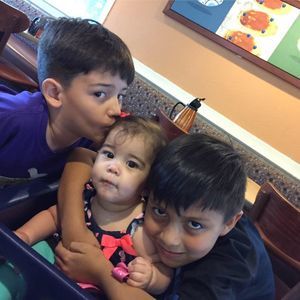 Meet your Posher, Elaine