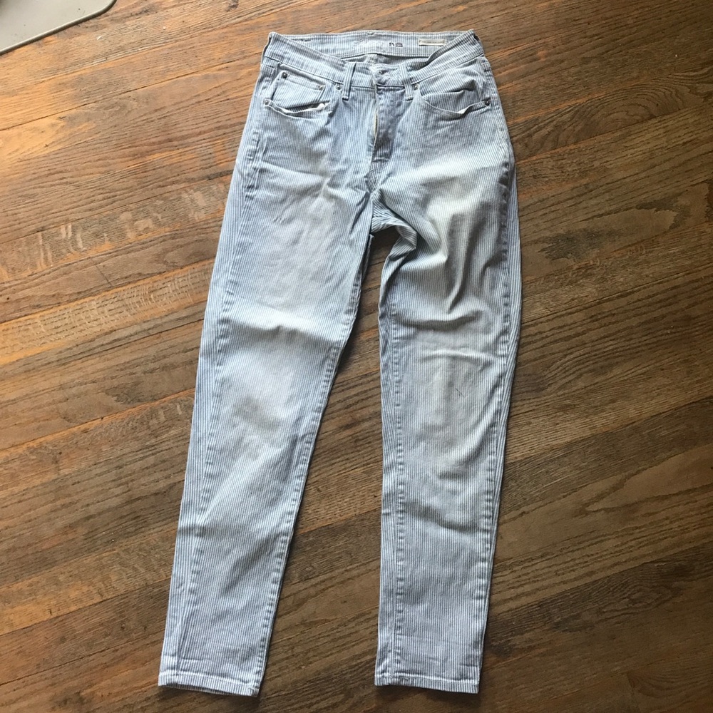 Levi jeans