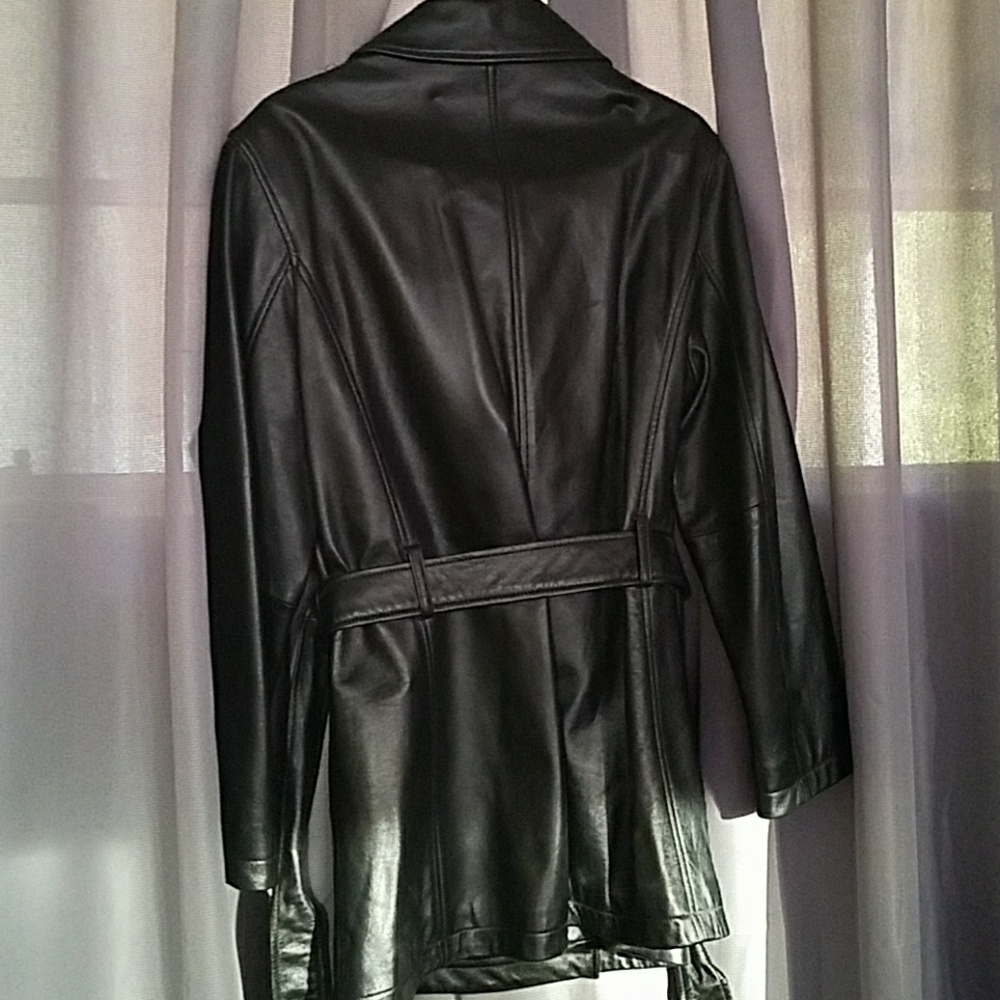 Jacket - Picture 3 of 4