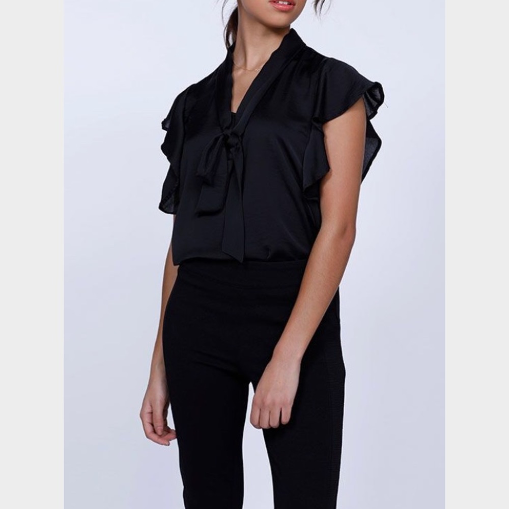 Potters Pot Ruffled blouse