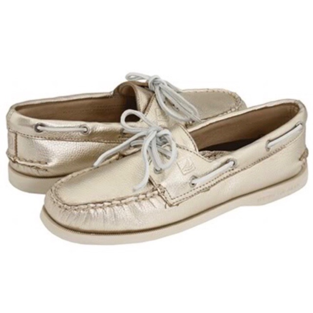 Sperry metallic boat shoes (size 10)