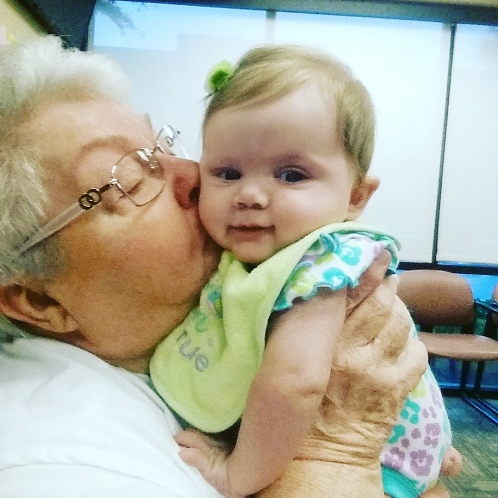 Meet your Posher, Whitney