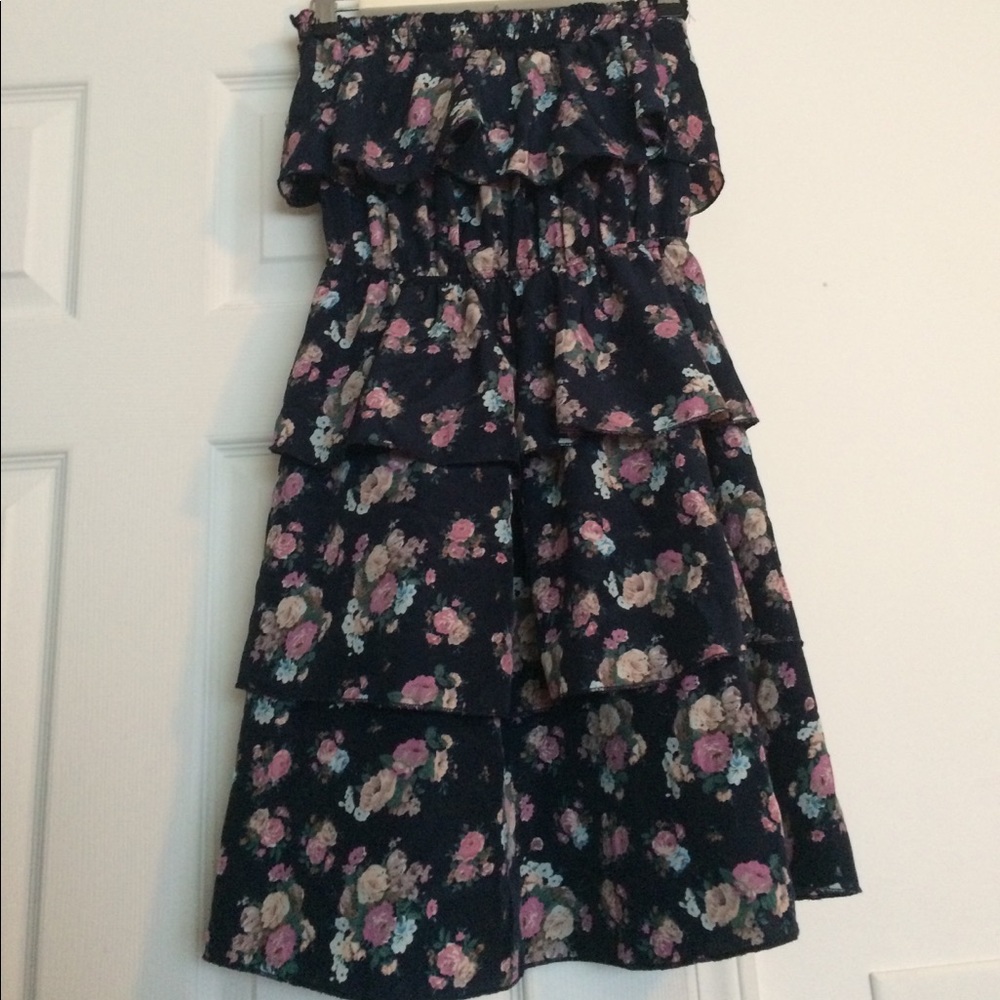 Multi-layered, Strapless Ruffled Dress