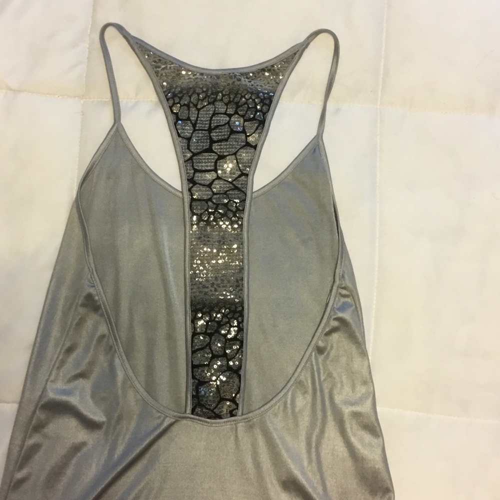 Open-Back Tank - Picture 2 of 3