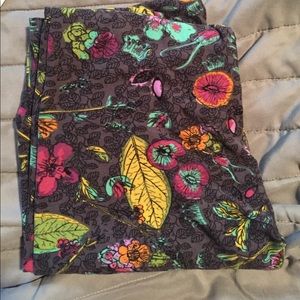 LuLaRoe OS leggings
