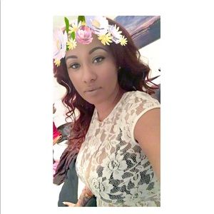 Meet your Posher, Davina