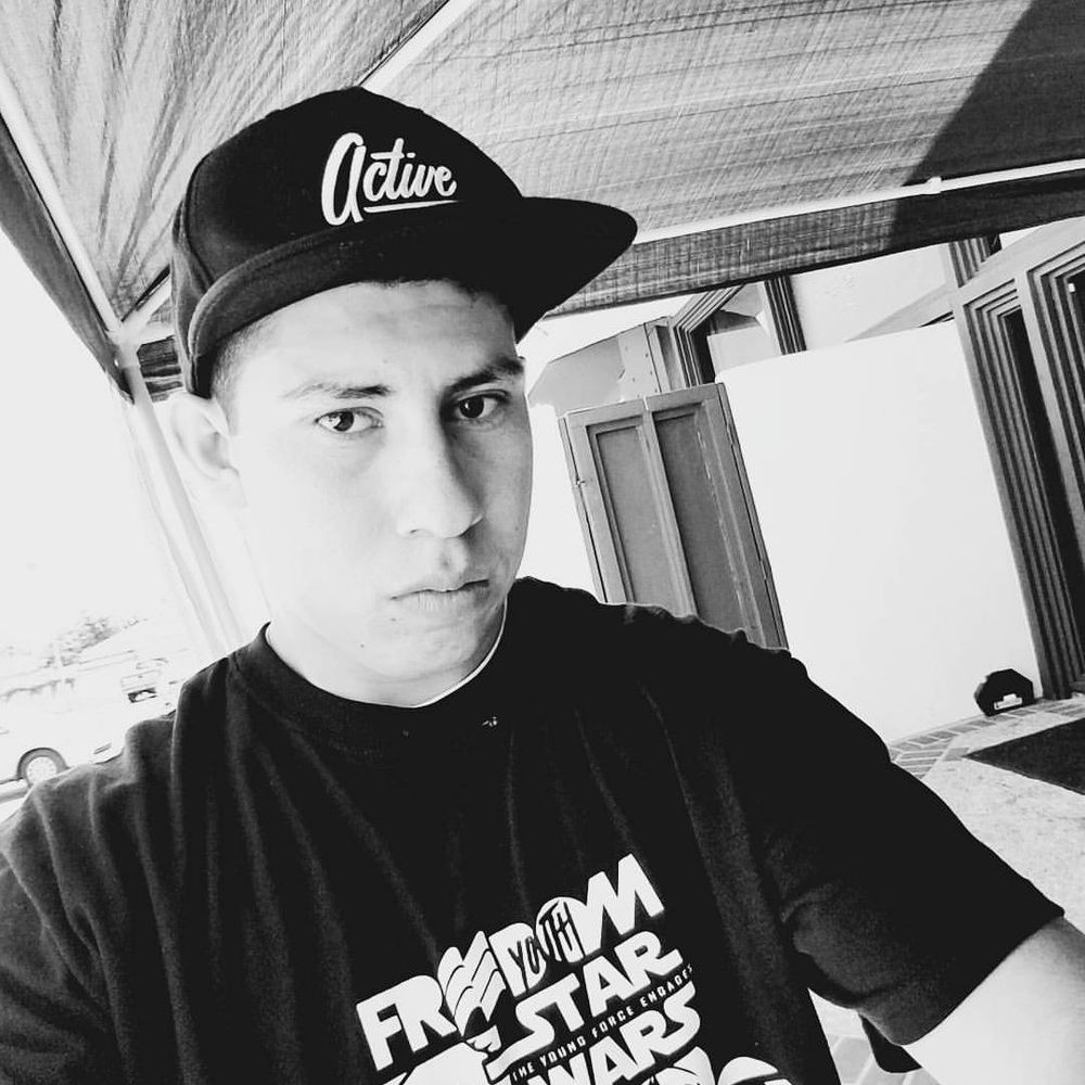 Meet your Posher, Tito