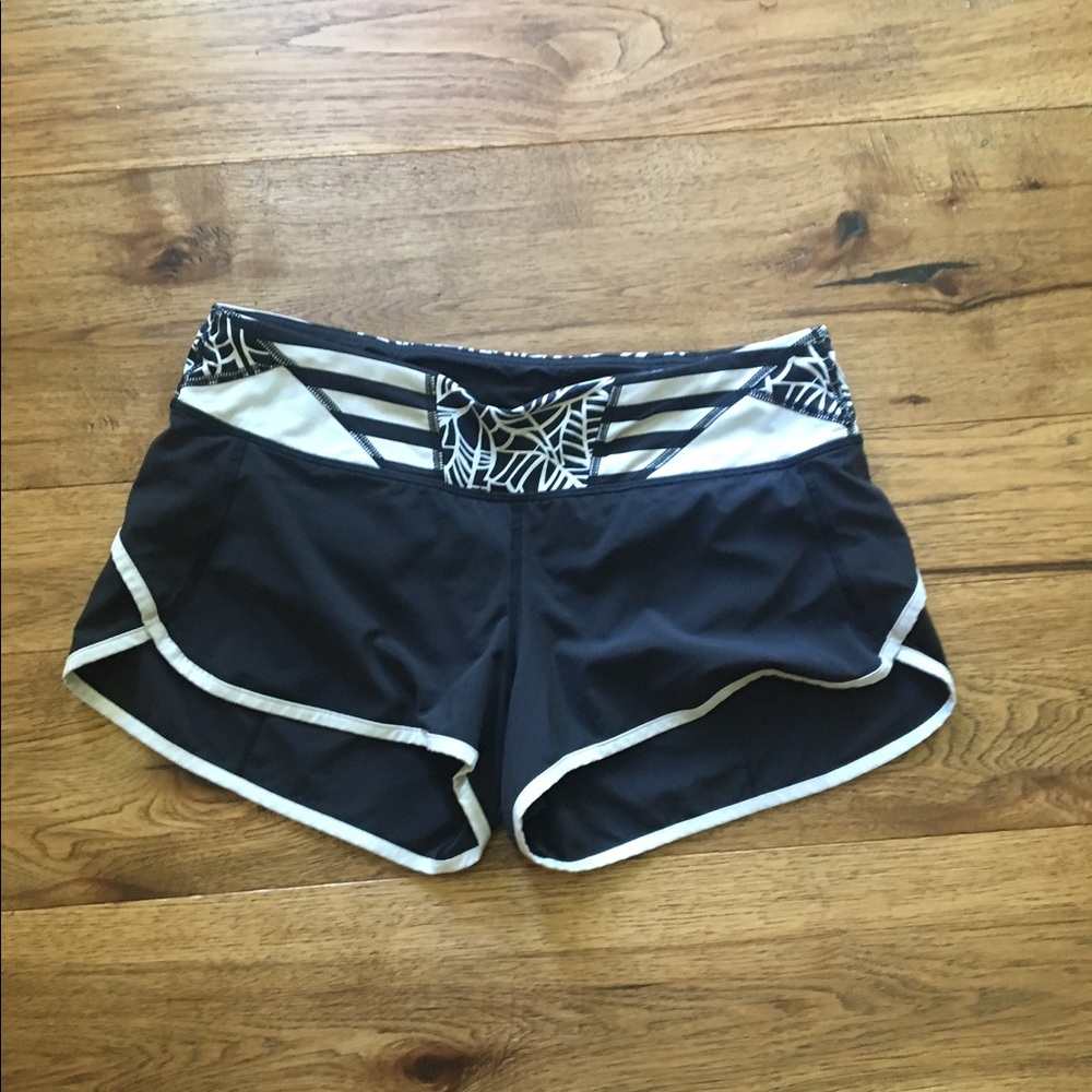 Lululemon shorts size 8