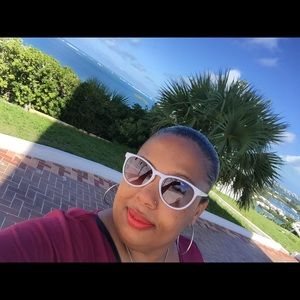 Meet your Posher, Enid