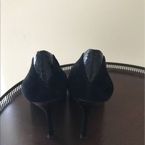 Sam Edelman low suede heels