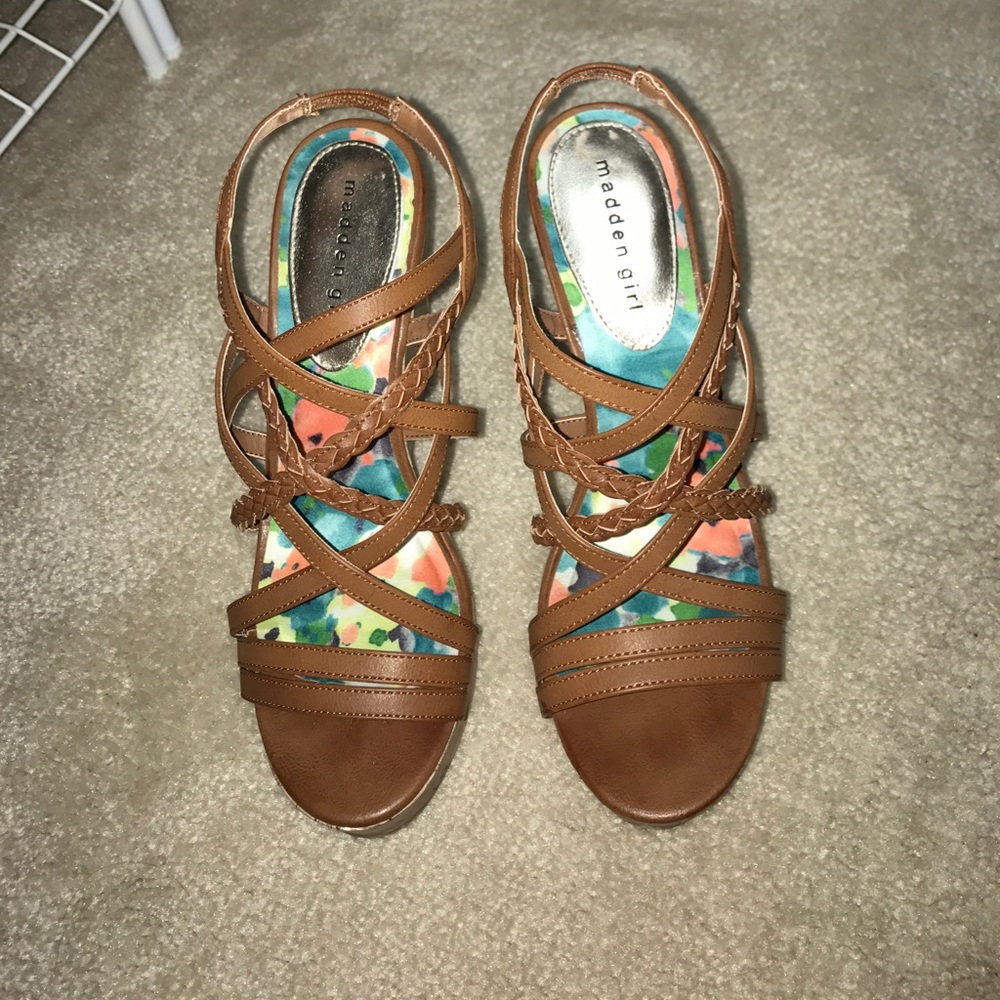 Madden girl wedges