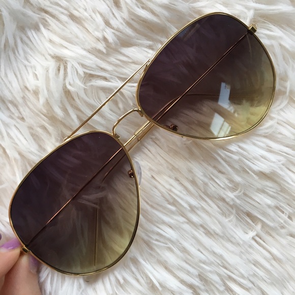 ❗️Flash sale! Oversized Ombré Sunglasses ☀️ - Picture 3 of 5