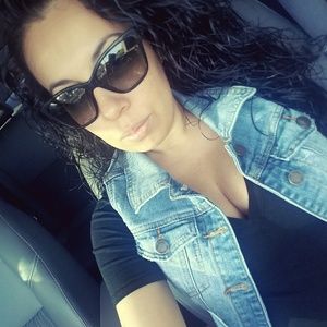 Meet your Posher, Dulce