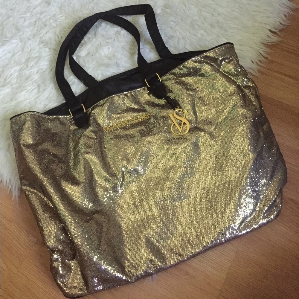 VICTORIAS SECRET TOTE/TRAVEL BAG