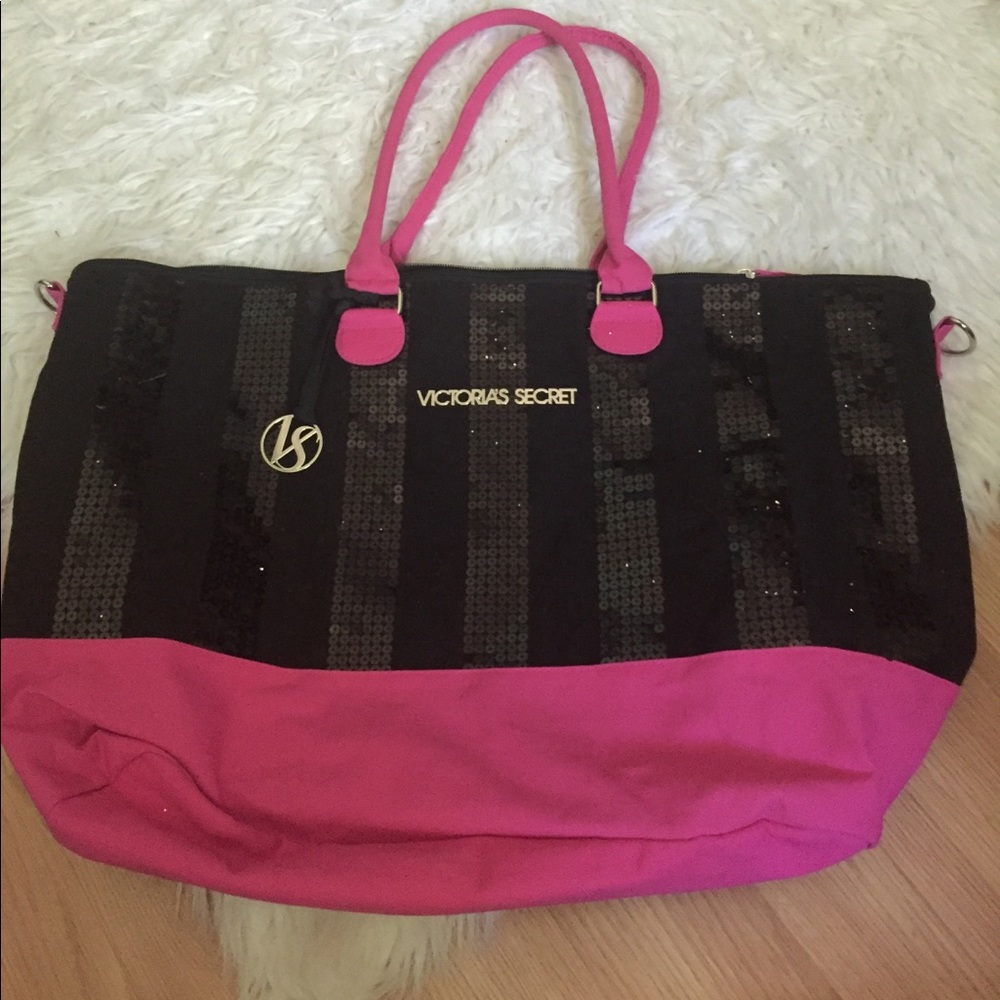 VICTORIAS SECRET TOTE/TRAVEL BAG