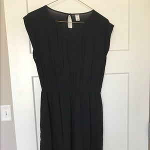 Old Navy cap sleeve black dress