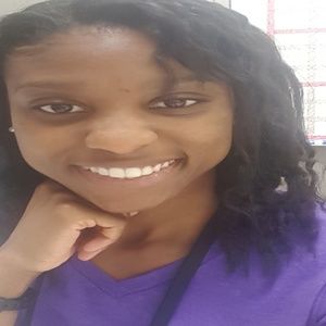 Meet your Posher, Kendra