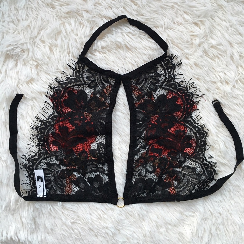 Flash sale❗️Black Lace Bralette With Rose Appliqué - Picture 5 of 6