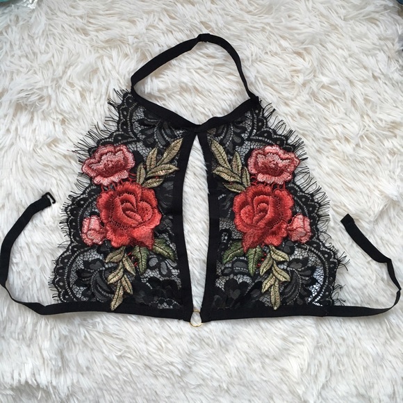 Flash sale❗️Black Lace Bralette With Rose Appliqué - Picture 4 of 6