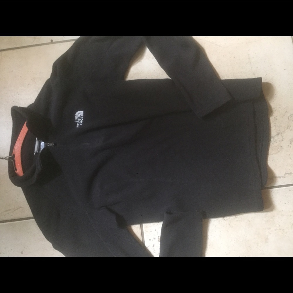 North face half-zip fleece pull over in black
