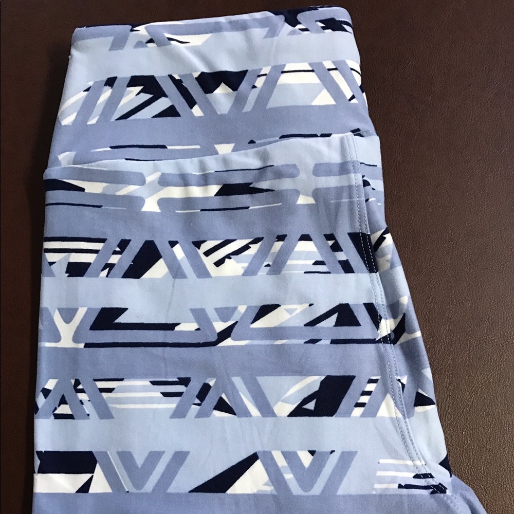 OS LuLaRoe leggings!! NWT