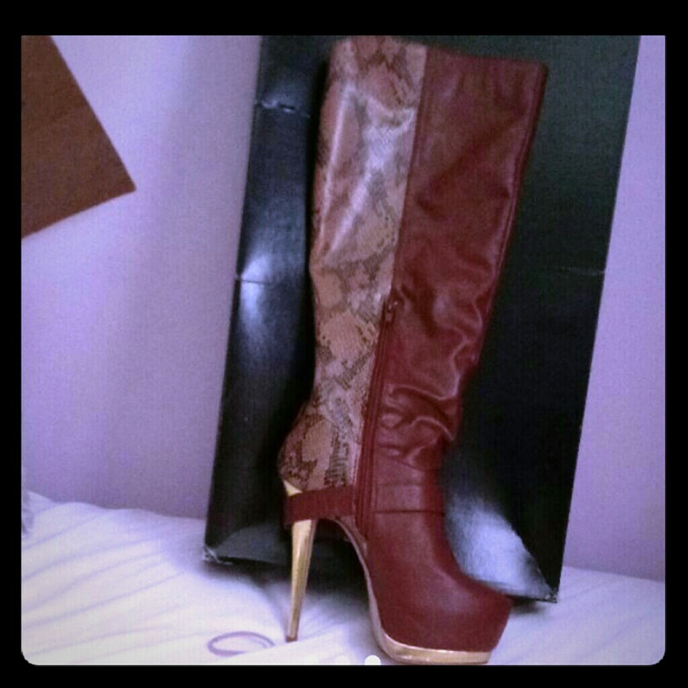 To the knee. Boots