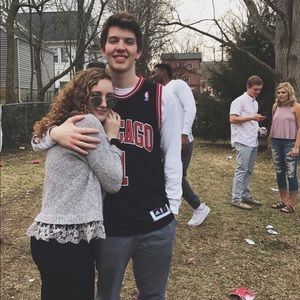 Meet your Posher, Annie