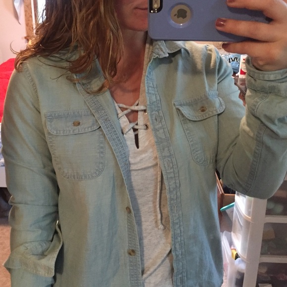 American Eagle top - Picture 1 of 3