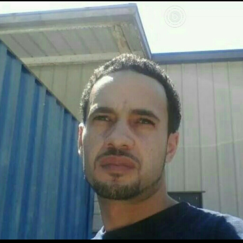 Meet your Posher, Adrin