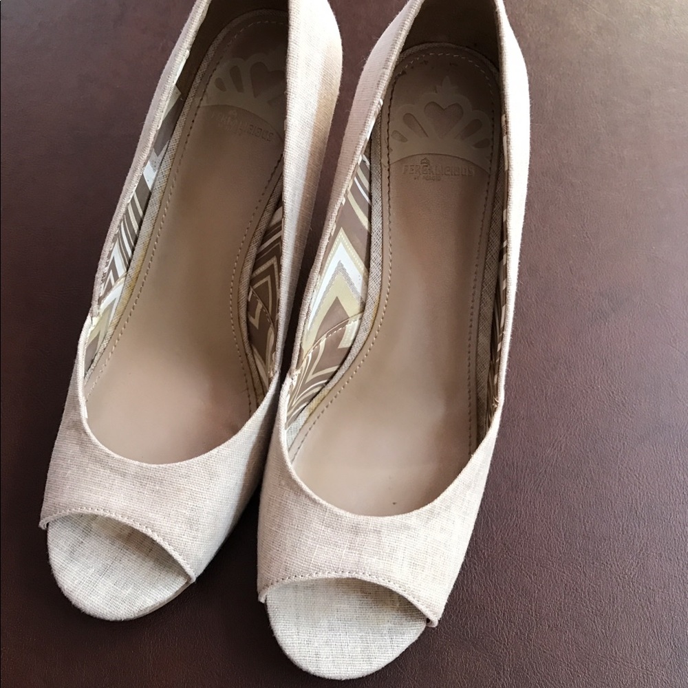 Fergalicious tan open toe wedge sandal!!