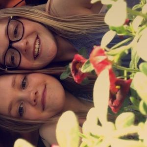 Meet your Posher, Camie