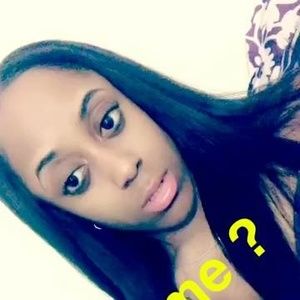 Meet your Posher, Jade