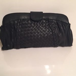 Black clutch!