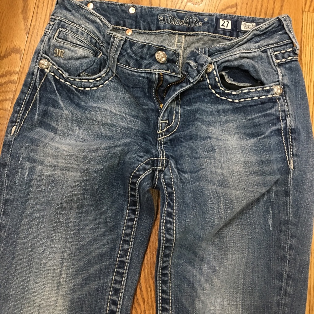 Miss Me Light Wash Jeans