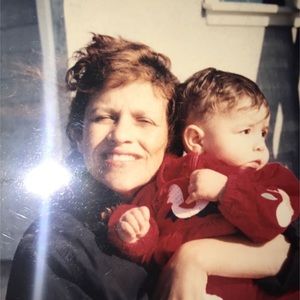 Meet your Posher, Emilia