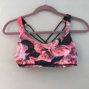 Lululemon Free to Be Bra
