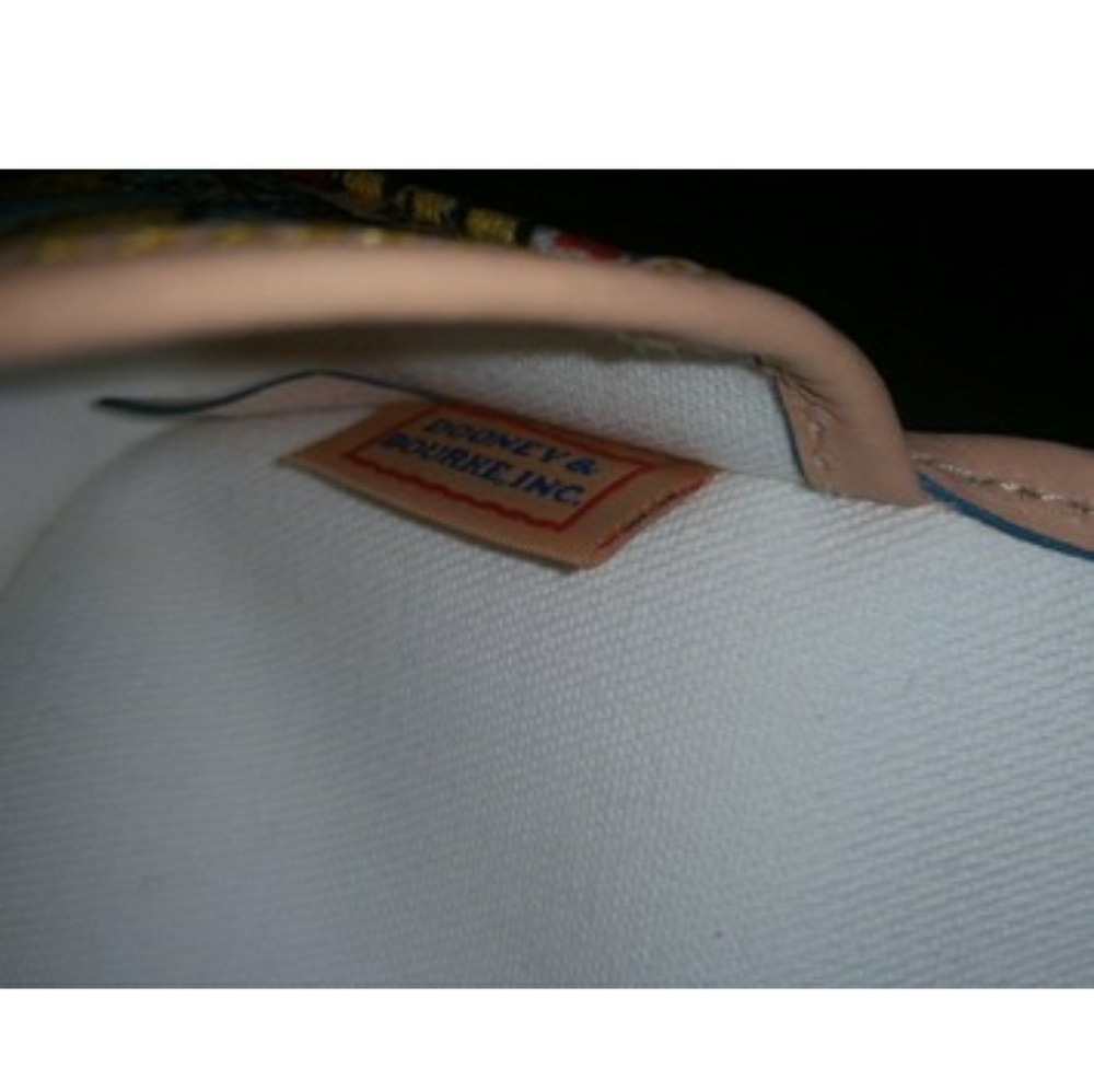 Dooney & Bourke Disney Wristlet - NWT - Picture 5 of 6