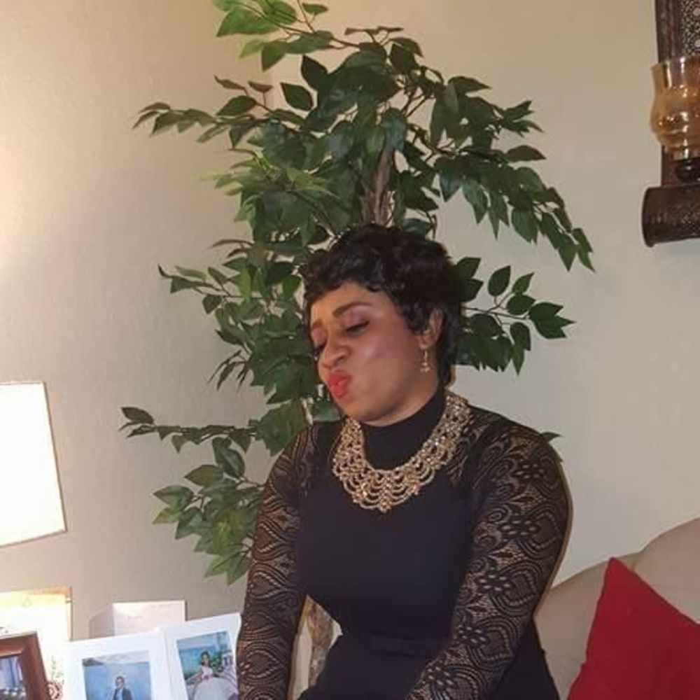 Meet your Posher, Frederica