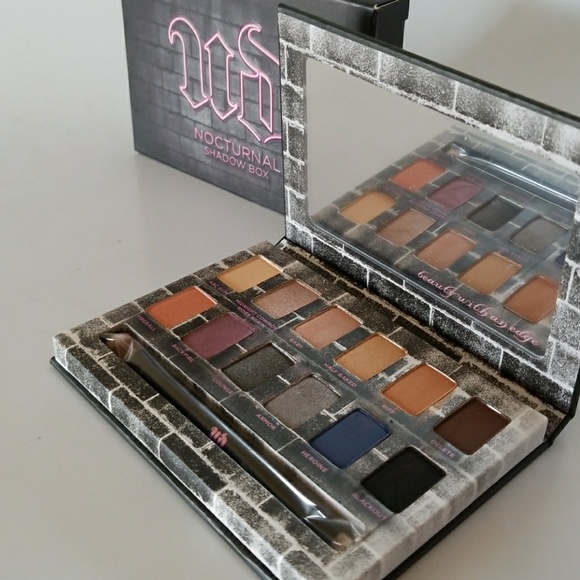 Urban Decay Nocturnal Shadow Box Ltd Ed. - Picture 1 of 4