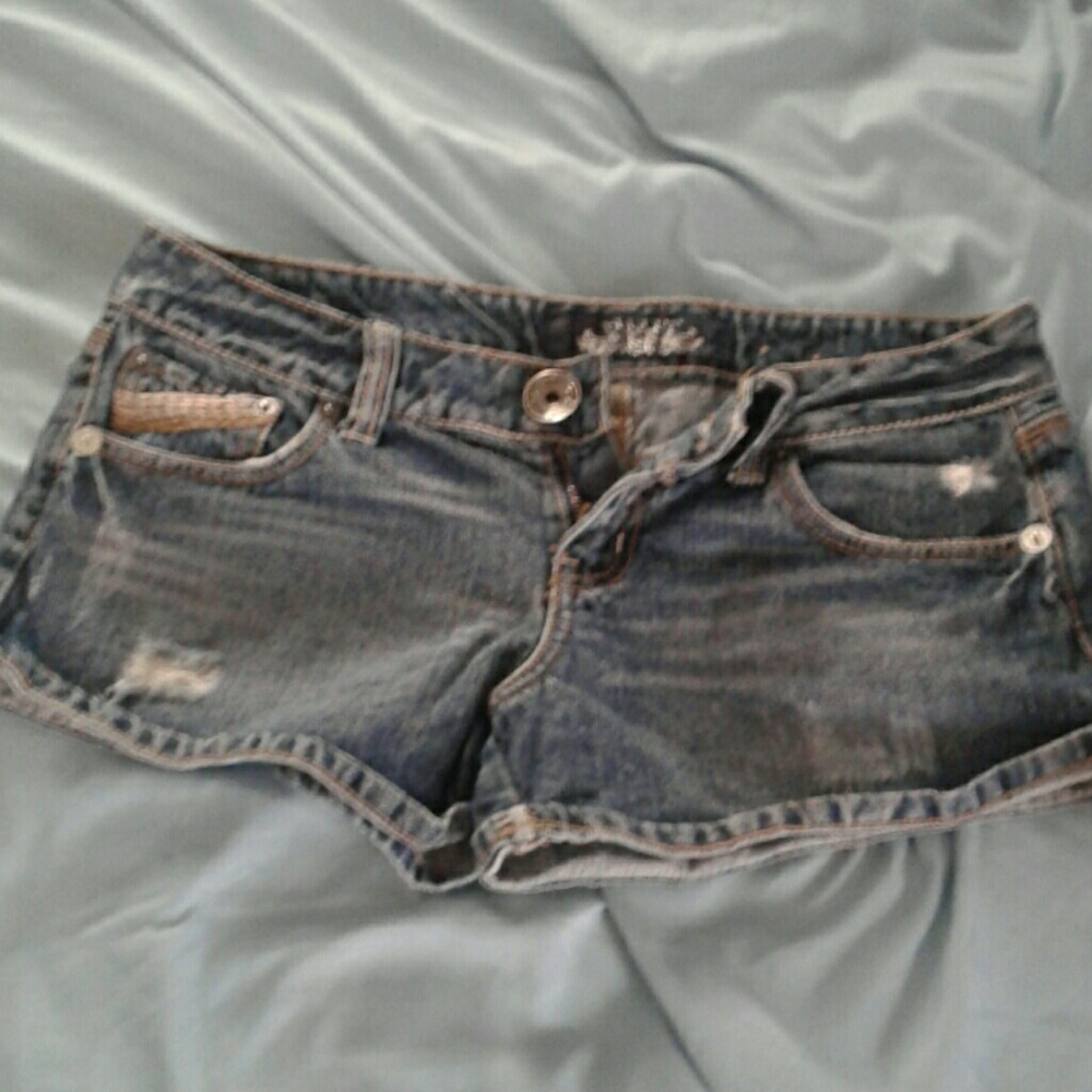 Hint distress jean shorts size 5***SOLD***