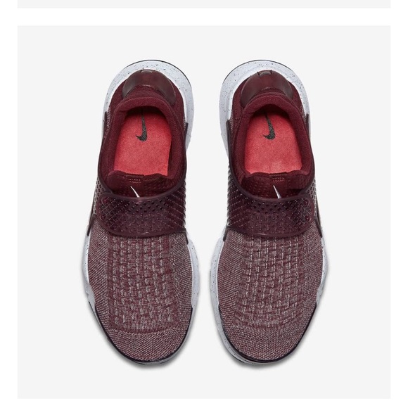 Nike Sock Dart SE Premium Shoes - Picture 4 of 8