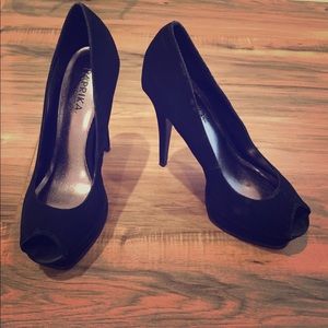 Pinup platform peep toe heels black sz 7