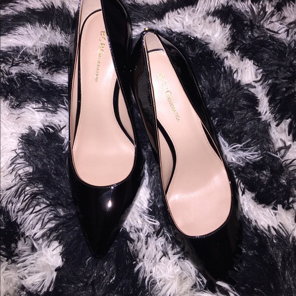 BCBG heels